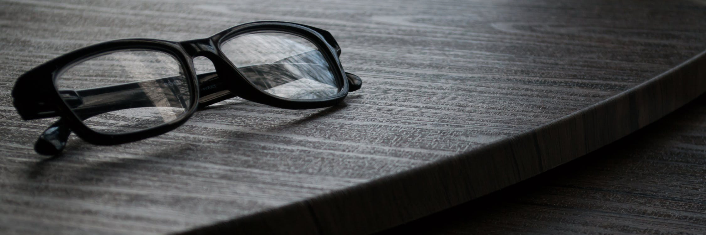 Самостоятельная маркировка очков: элегантная этикетка для вашего магазина